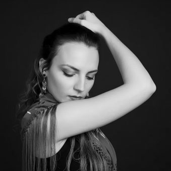 Clara Checa, bailaora de flamenco